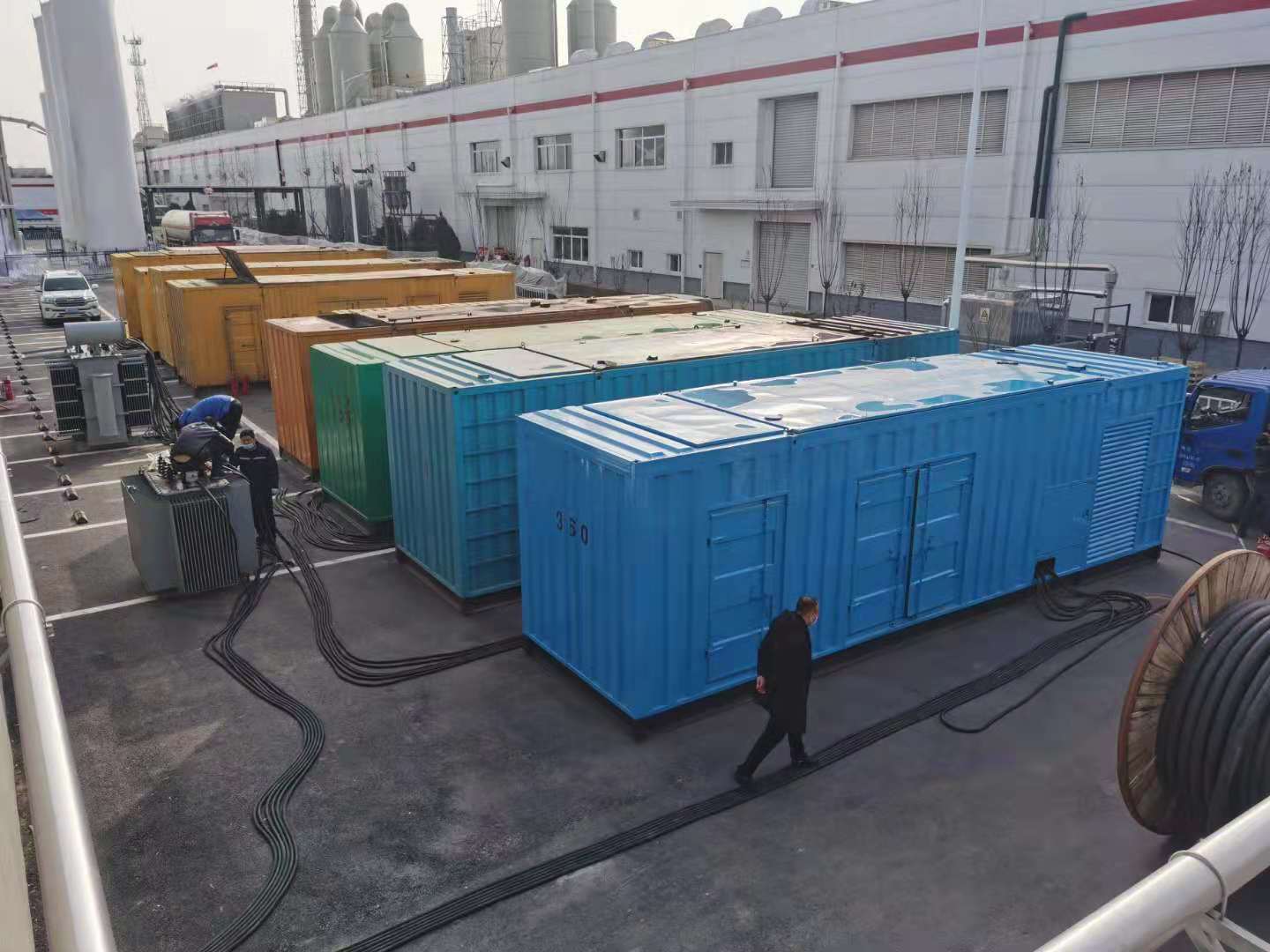 佳县发电机出租-两相发电机与三相发电机有何区别?