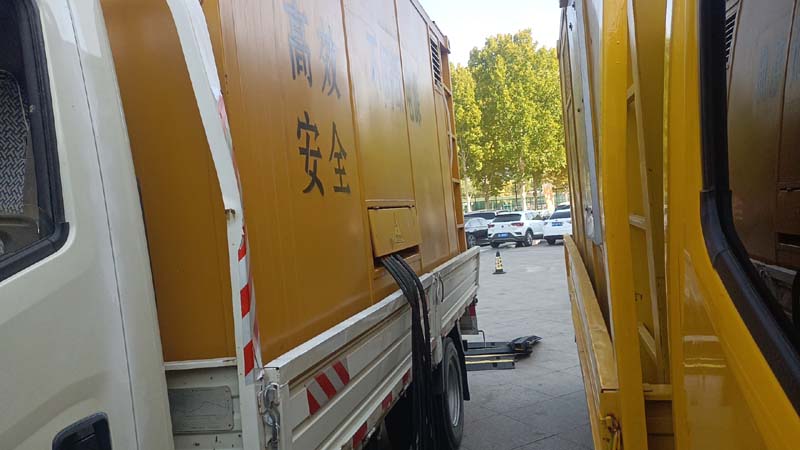 佳县如何判断柴油发电机组和UPS电源的切换时间是否符合要求？